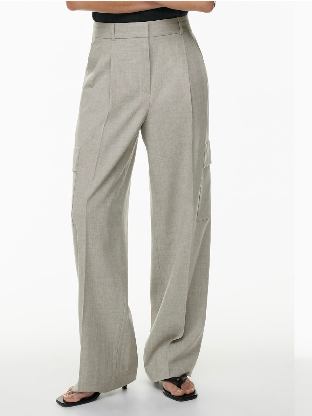 Aritzia spotlight Cargo